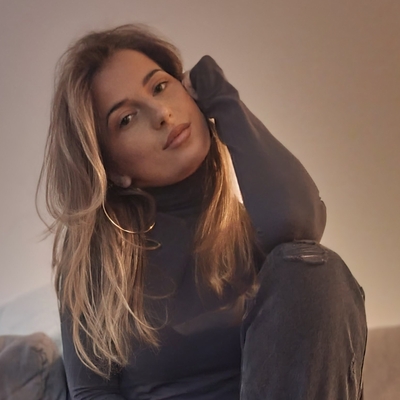 Rebeka G.