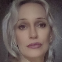 Lenka S.