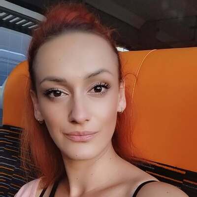 Denisa B.